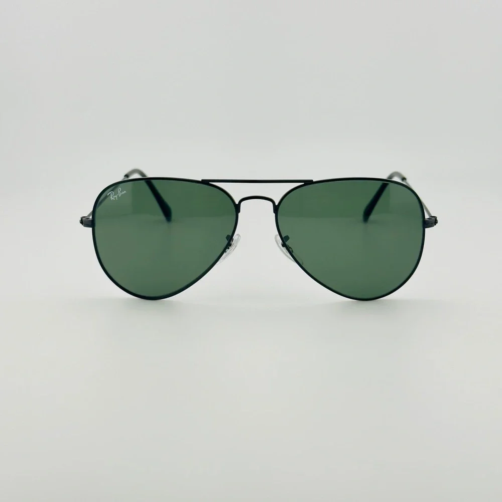 Ray-Ban Aviator Classic Sunglasses RB3025 Polished Black Frame with Green Lenses